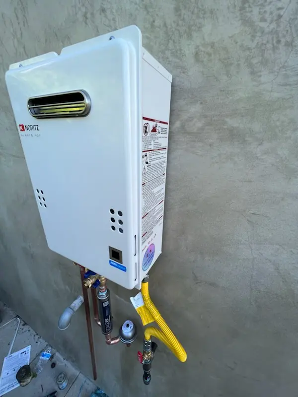 Tankless water heater installation for Northampton Forest homes